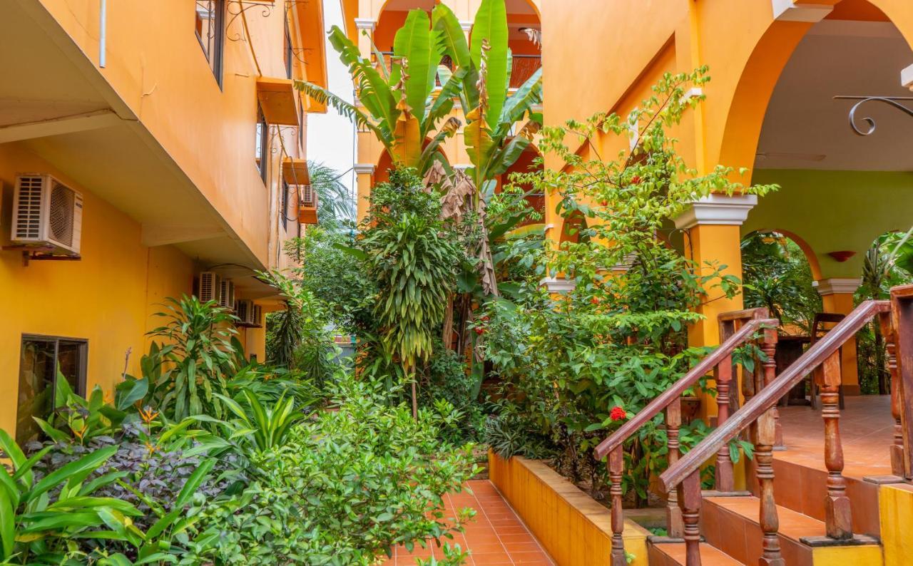 Den Hotel Totonou Siem Reap Exterior photo