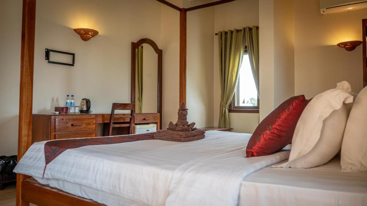 Den Hotel Totonou Siem Reap Exterior photo